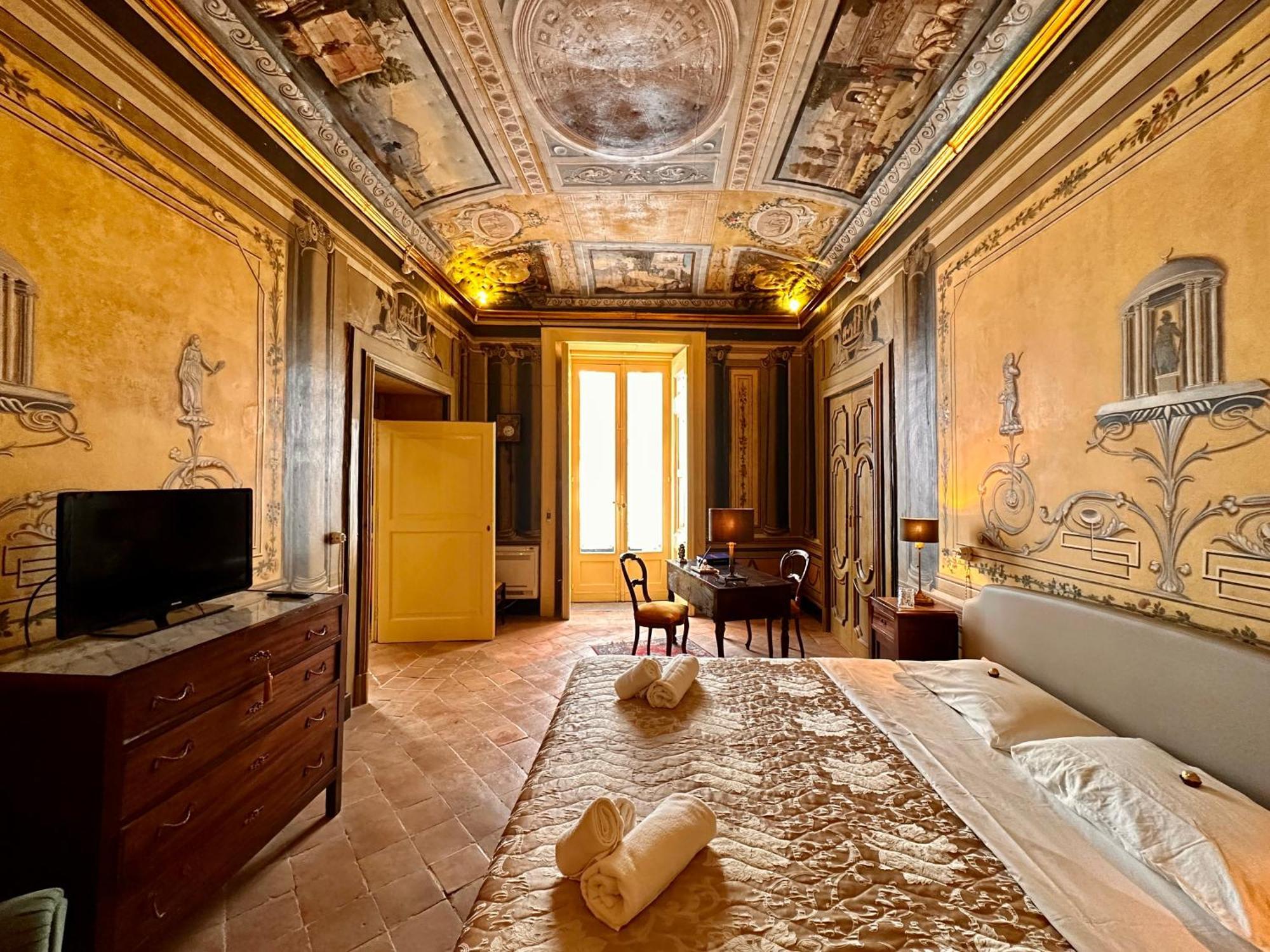 Casa Santangelo Suites Salerno Ngoại thất bức ảnh