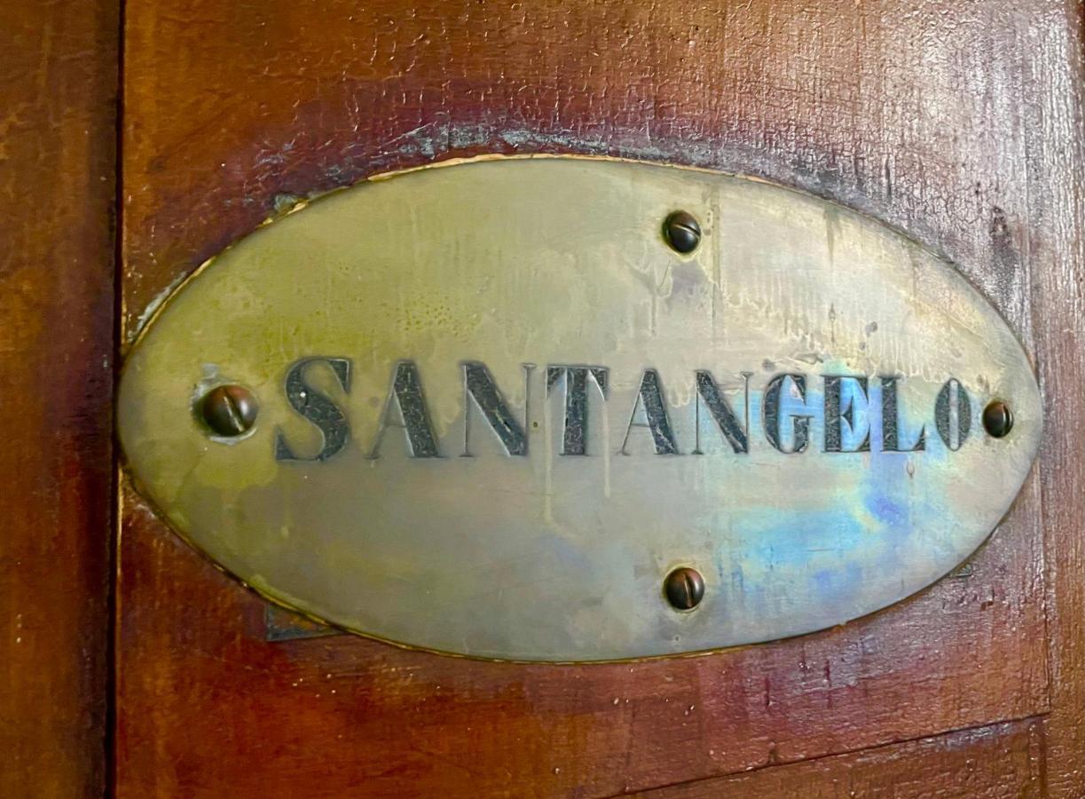 Casa Santangelo Suites Salerno Ngoại thất bức ảnh