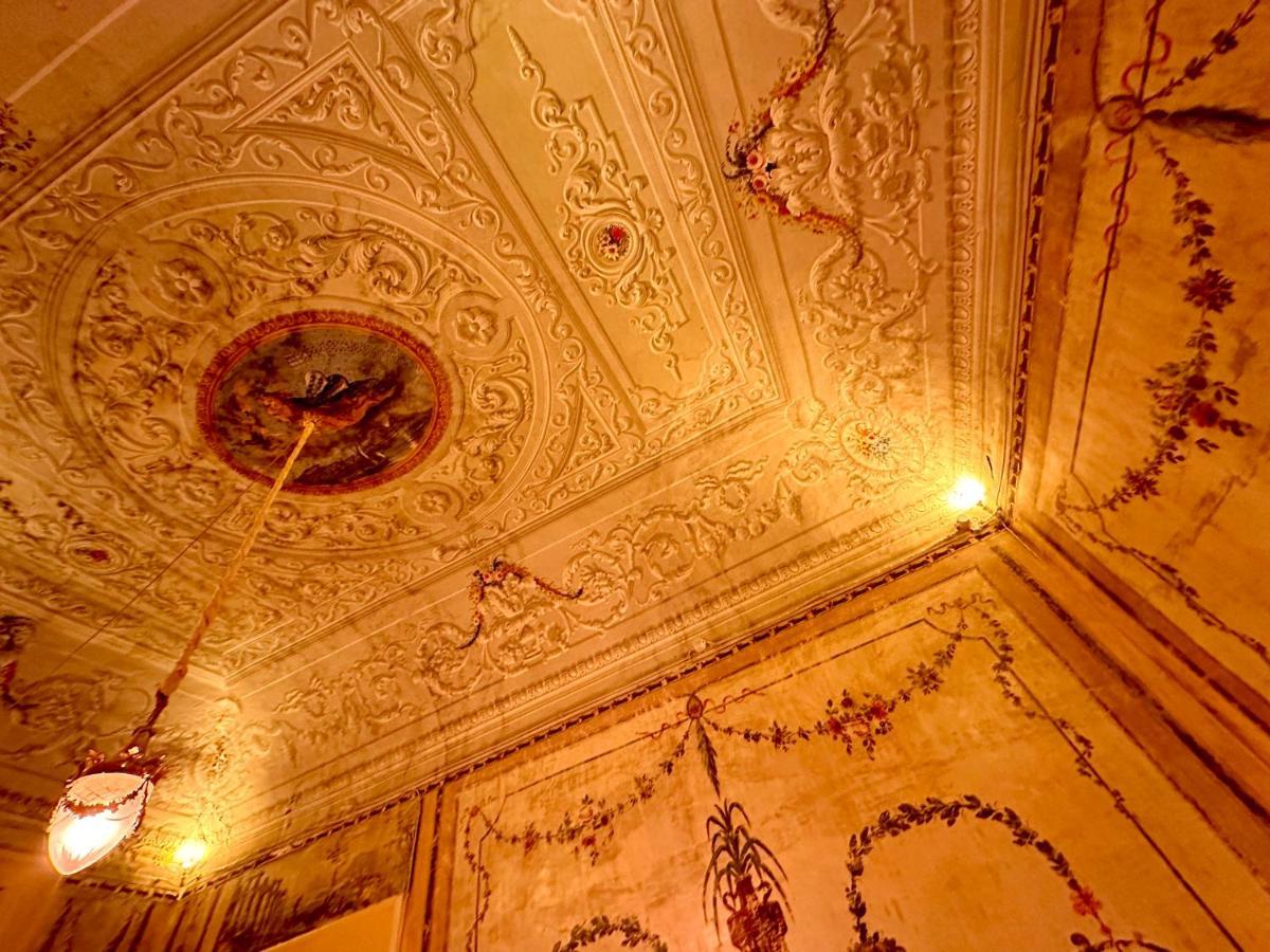Casa Santangelo Suites Salerno Ngoại thất bức ảnh
