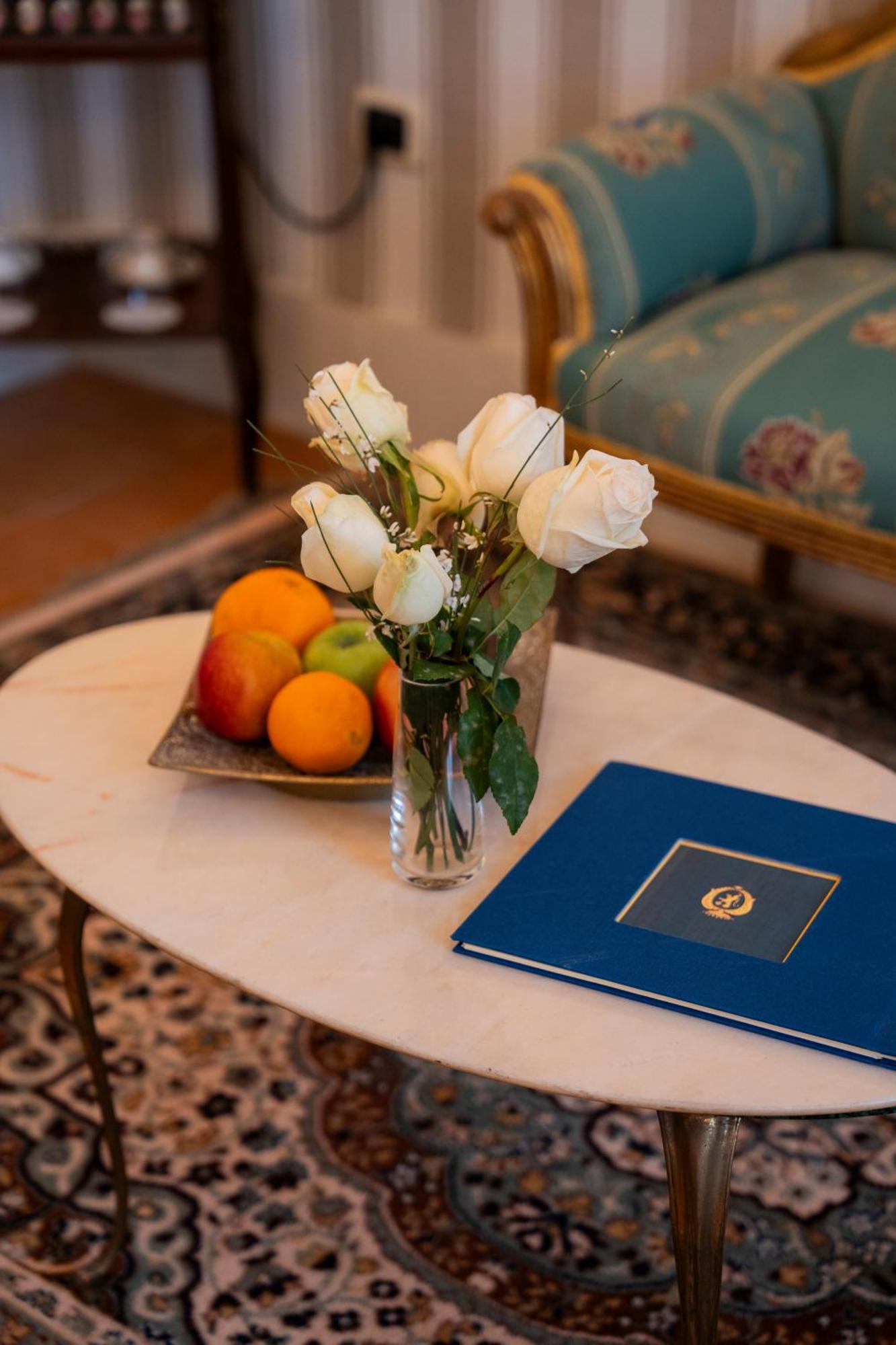 Casa Santangelo Suites Salerno Ngoại thất bức ảnh