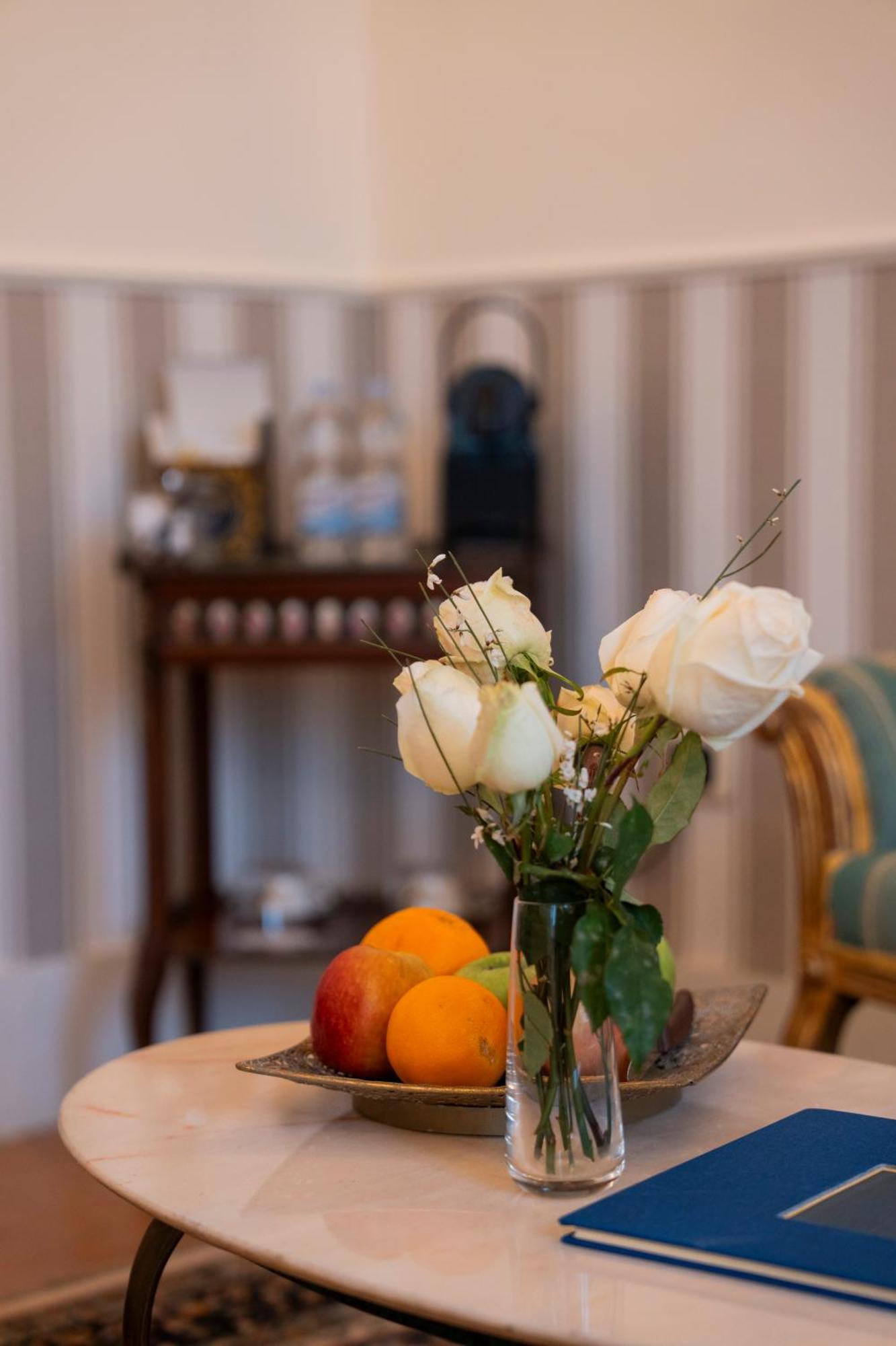 Casa Santangelo Suites Salerno Ngoại thất bức ảnh