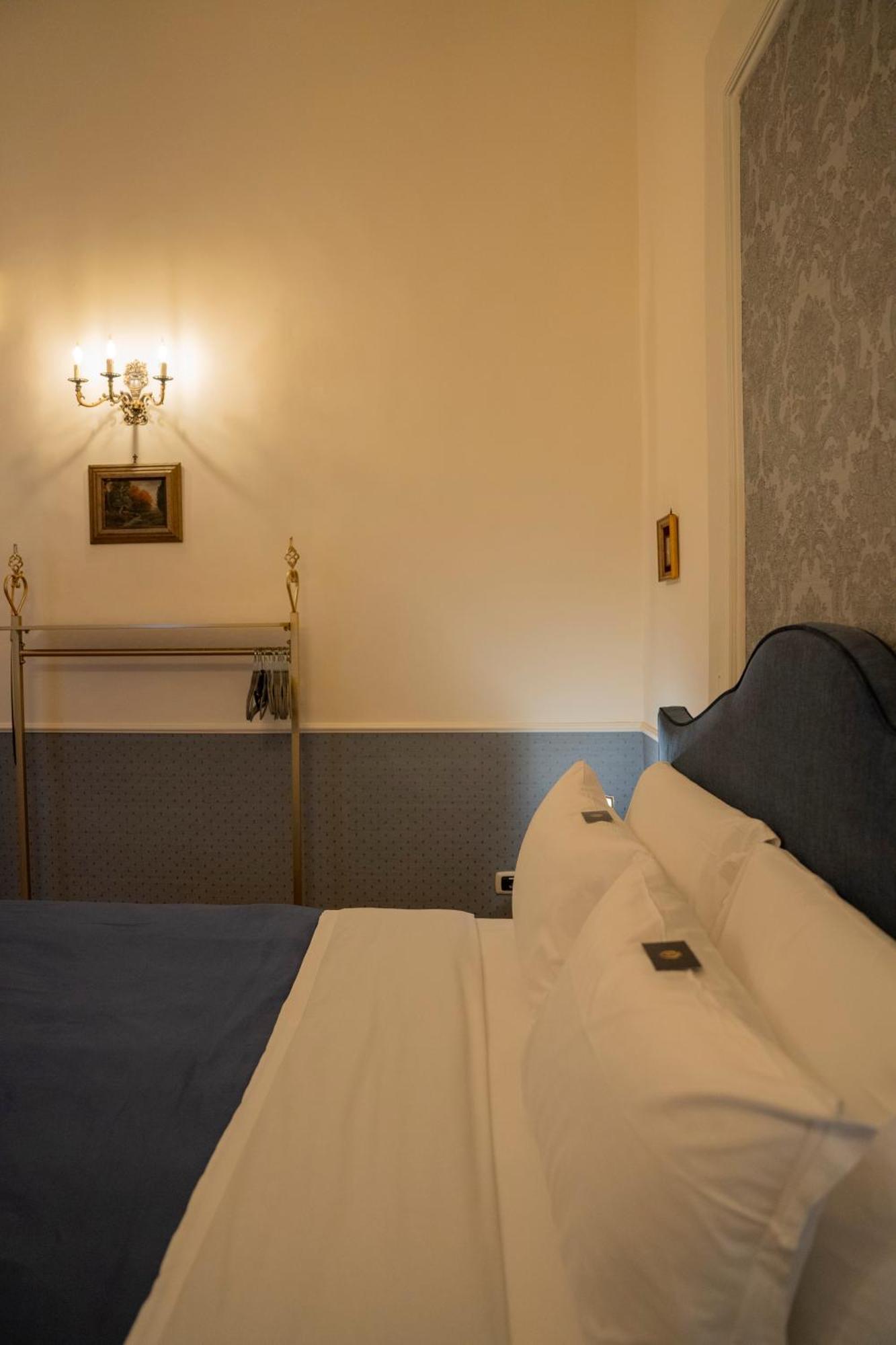 Casa Santangelo Suites Salerno Ngoại thất bức ảnh